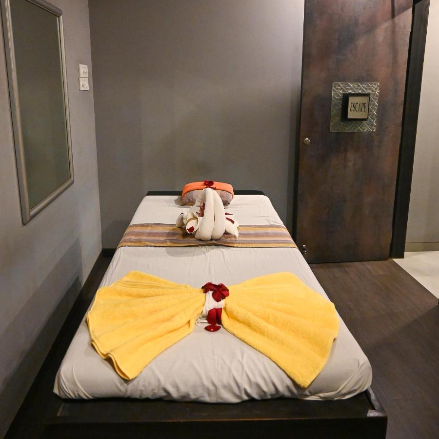 The Shalimar Hotel, Kemps Corner 4* Bombaj